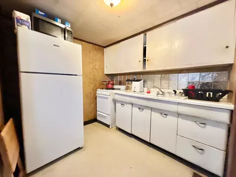 Kitchen - 1316 175th St, East Hazel Crest, IL 60429 photo 1 of 3