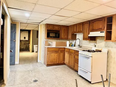 Kitchen - 1316 175th St, East Hazel Crest, IL 60429 photo 3 of 3