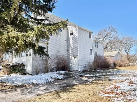 Exterior - 1316 175th St, East Hazel Crest, IL 60429 photo 5 of 8