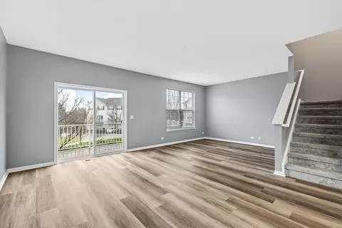 Other - 272 Comstock Dr, Elgin, IL 60124 photo 3 of 9
