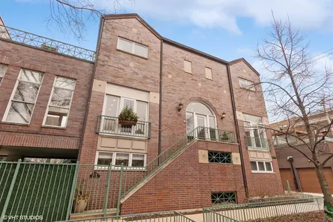 2515 N Seminary Ave #A, Chicago, IL 60614