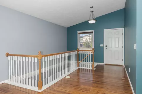 Entry Way - 3410 Cornelius Dr, Bloomington, IL 61704 photo 2 of 4