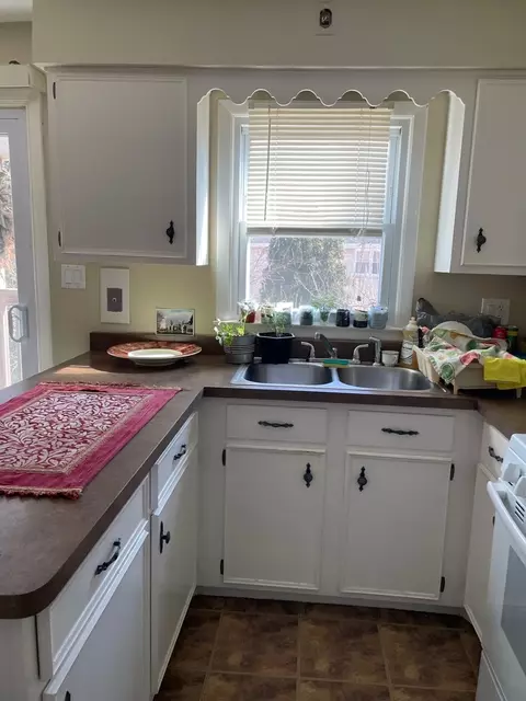 8905 Plainfield Rd, Brookfield, IL 60513 photo 5