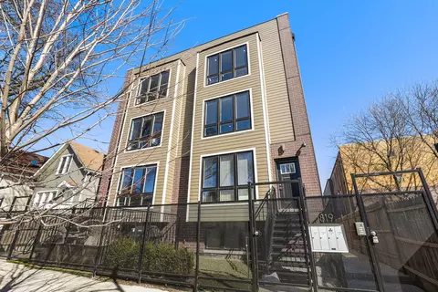 1819 N Saint Louis Ave #2FS, Chicago, IL 60647