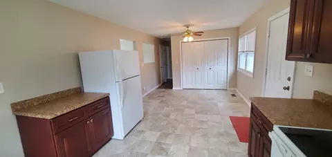 1916 Flower St, Mchenry, IL 60050 photo 7