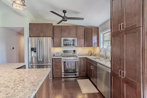 Kitchen - 702 Nancy Ln, Mchenry, IL 60051 photo 1 of 3