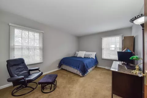 1909 Howard St, Wheaton, IL 60187 photo 15