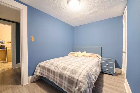 Bedroom - 40 E 151st St, Harvey, IL 60426 photo 5 of 7