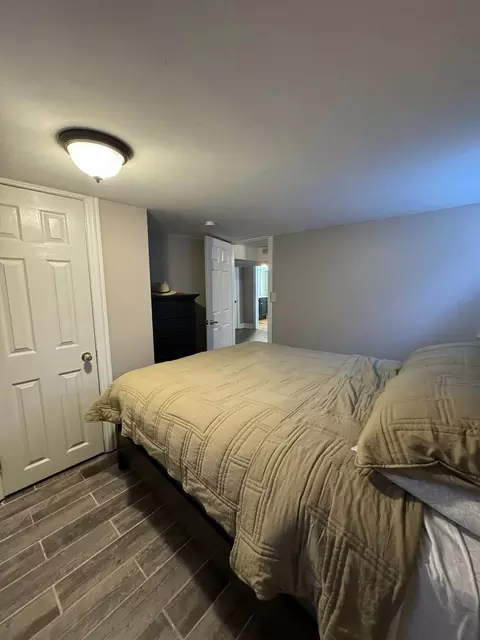 Bedroom - 40 E 151st St, Harvey, IL 60426 photo 6 of 7