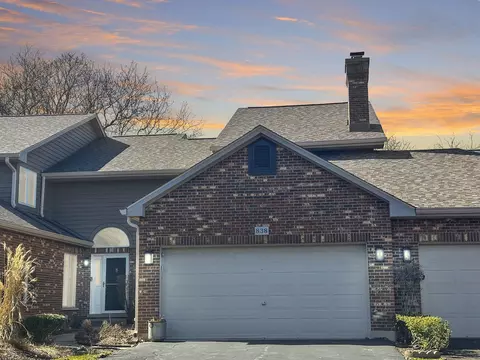 838 Saddlewood Dr, Glen Ellyn, IL 60137