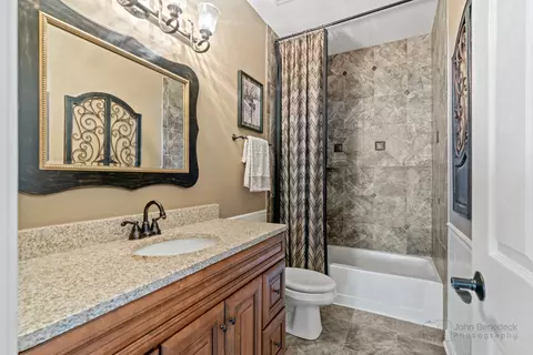 1304 Hunters Rdg E, Hoffman Estates, IL 60192 photo 15
