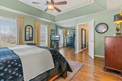 1304 Hunters Rdg E, Hoffman Estates, IL 60192 photo 17