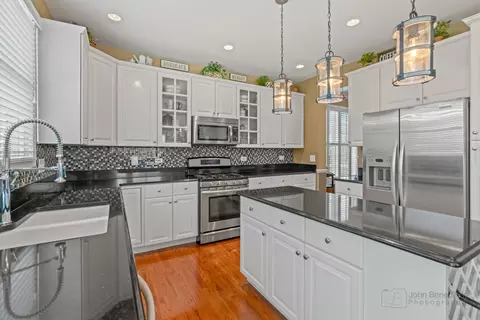 1304 Hunters Rdg E, Hoffman Estates, IL 60192 photo 7