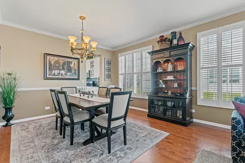 1304 Hunters Rdg E, Hoffman Estates, IL 60192 photo 5