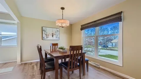 Dining - 4105 Mason Dr, Hoffman Estates, IL 60192 photo 1 of 1