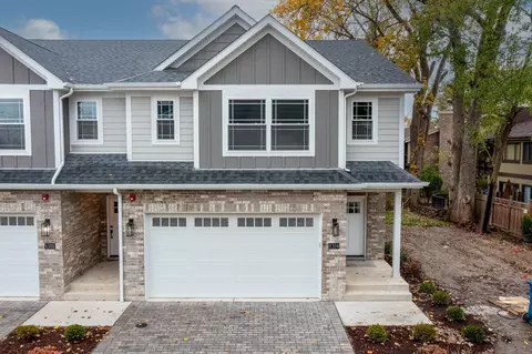 8300 W 111th St #11095, Palos Hills, IL 60465