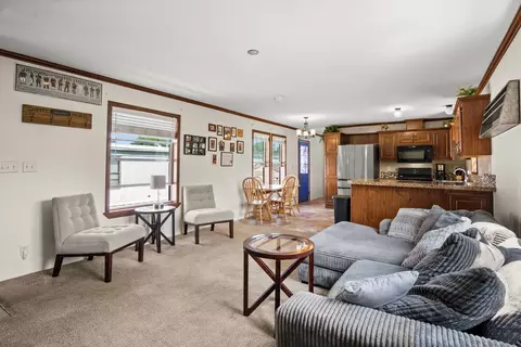 90 10th Ave, Bartlett, IL 60103 photo 10