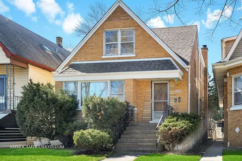 2936 N Mobile Ave, Chicago, IL 60634