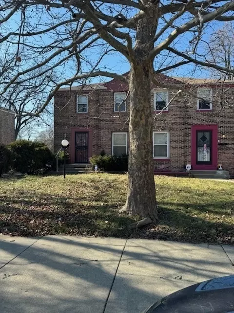 9628 S Hoxie Ave, Chicago, IL 60617