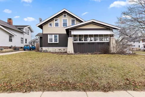 327 Churchill St, Rockford, IL 61103
