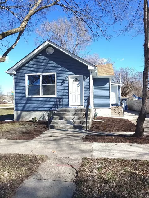 202 S Ottawa St, Joliet, IL 60436