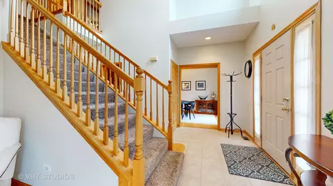 Entry Way - 245 Pleasant Dr, Bartlett, IL 60103 photo 1 of 3