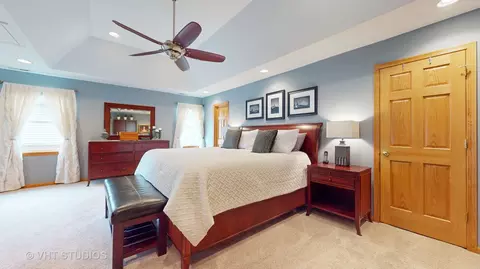 Bedroom - 245 Pleasant Dr, Bartlett, IL 60103 photo 1 of 8