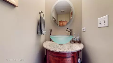 Bath - 245 Pleasant Dr, Bartlett, IL 60103 photo 1 of 7