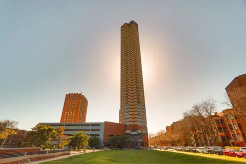3660 N Lake Shore Dr #2813, Chicago, IL 60613