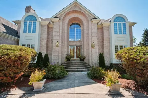 5 Cutters Run, South Barrington, IL 60010
