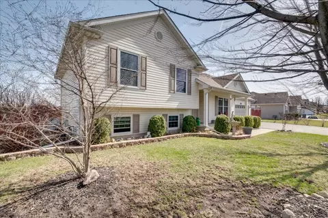 528 N Charles St, Cortland, IL 60112