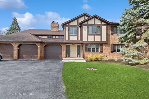 13260 S Country Club Ct #1A, Palos Heights, IL 60463