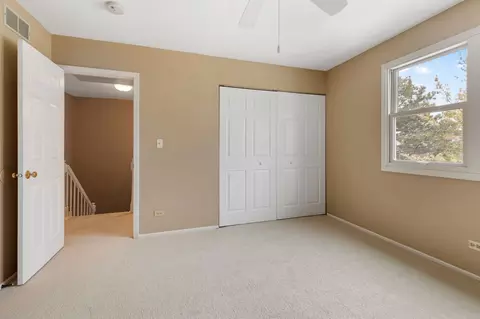 Bedroom - 681 Randi Ln, Hoffman Estates, IL 60169 photo 1 of 1