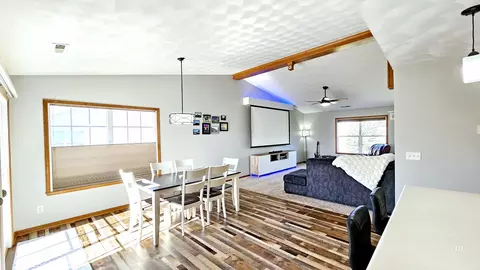 Dining - 10149 Monarch Rd #119A, Roscoe, IL 61073 photo 1 of 5