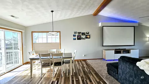 Dining - 10149 Monarch Rd #119A, Roscoe, IL 61073 photo 5 of 5