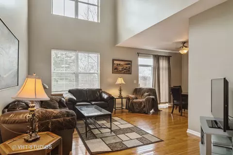 Living - 1108 Horizon Dr, Bartlett, IL 60103 photo 1 of 2
