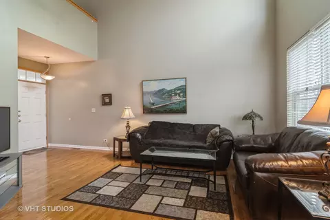 Living - 1108 Horizon Dr, Bartlett, IL 60103 photo 2 of 2