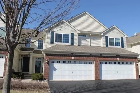 9843 Cummings St, Huntley, IL 60142