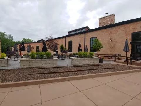 Exterior - 6703 Daly Ln, Plainfield, IL 60586 photo 6 of 10