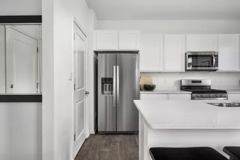 Kitchen - 6703 Daly Ln, Plainfield, IL 60586 photo 2 of 8