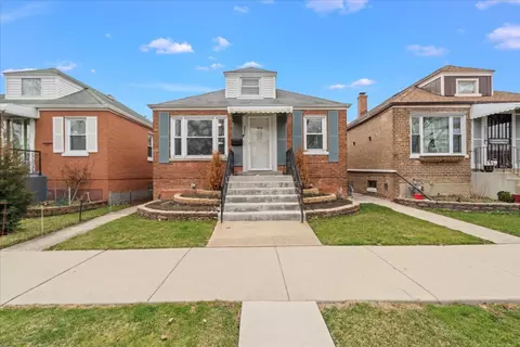 3526 S 53rd Ave, Cicero, IL 60804