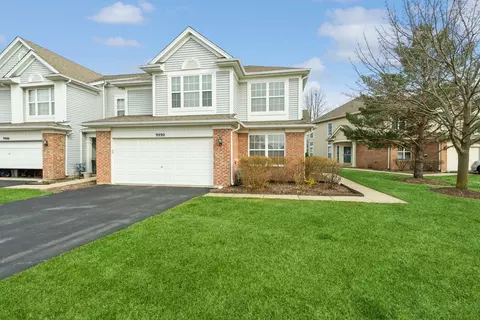 9990 Wakefield Ln, Huntley, IL 60142