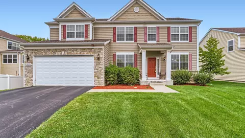 5175 Carriana Ct, Hoffman Estates, IL 60010