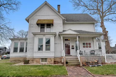 205 Elm St, Ottawa, IL 61350