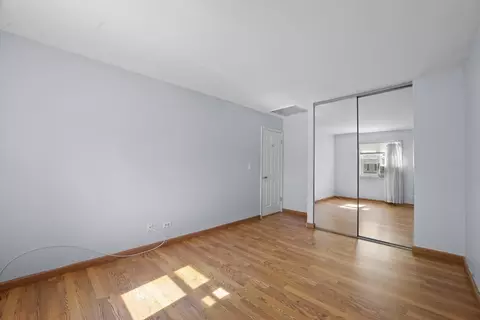 Other - 824 W Appletree Ln, Bartlett, IL 60103 photo 5 of 16