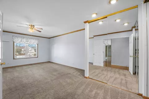 Other - 824 W Appletree Ln, Bartlett, IL 60103 photo 1 of 16