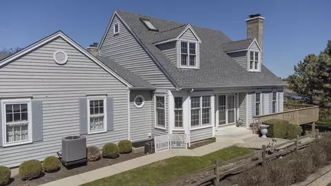 1413 Miller Rd, Geneva, IL 60134