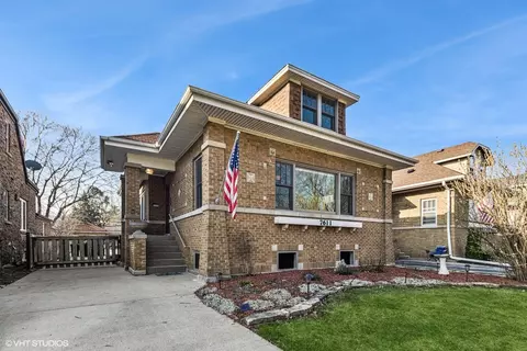 7611 Washington Blvd, River Forest, IL 60305