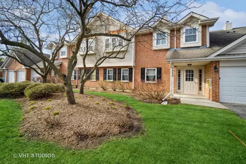 1353 Evergreen Dr #5, Palatine, IL 60074