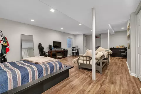 Bedroom - 800 Grant Dr, Minooka, IL 60447 photo 5 of 6